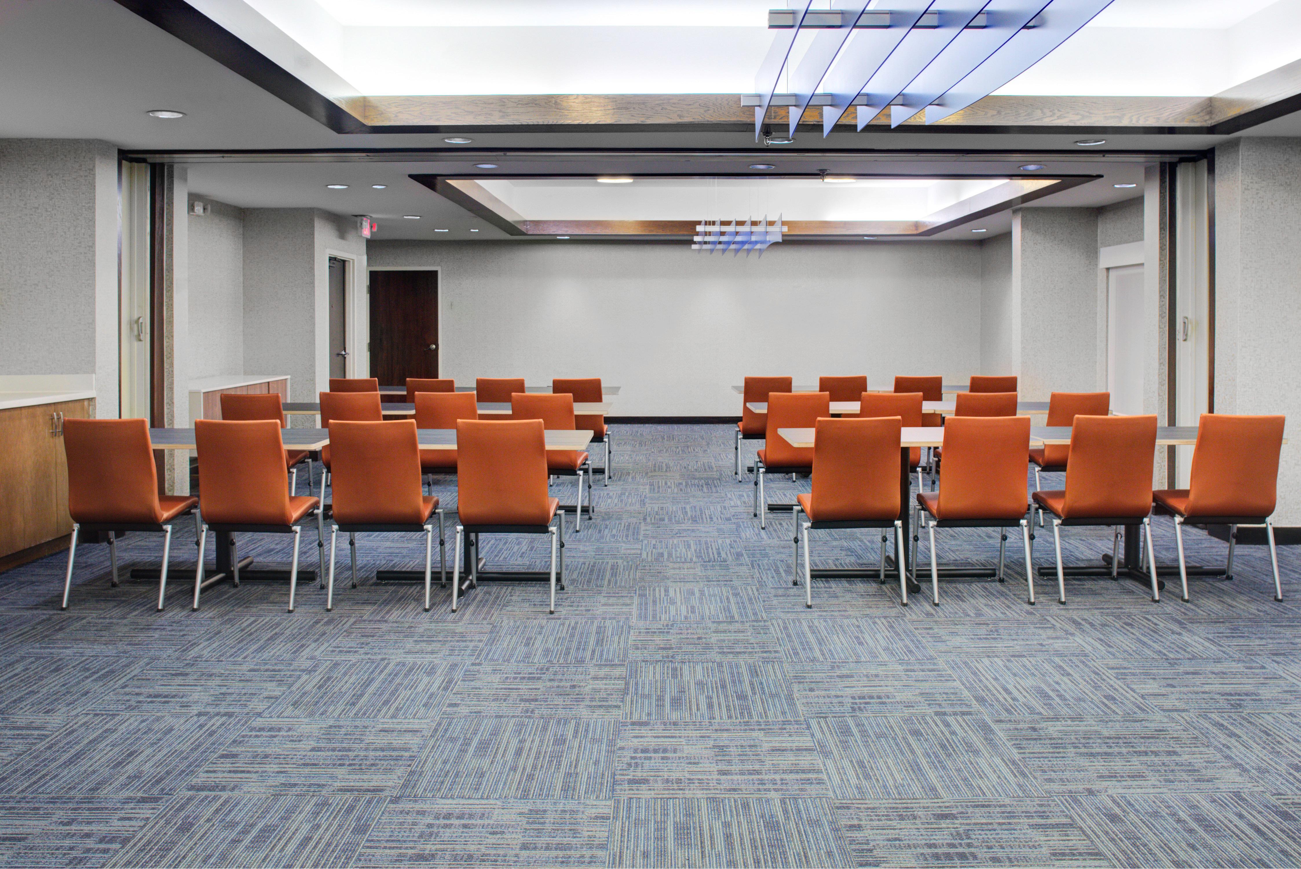 Holiday Inn Express - Chester By Ihg Экстерьер фото